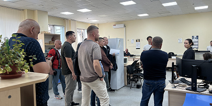 «КАМАЗ» организовал производственную экскурсию для дилеров