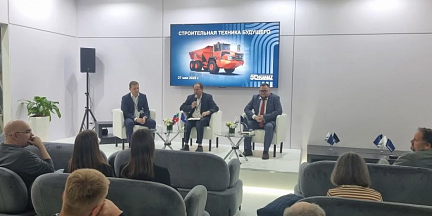 На стенде «КАМАЗа» в рамках CTT EXPO/COMvex-2026 обсудили технику будущего