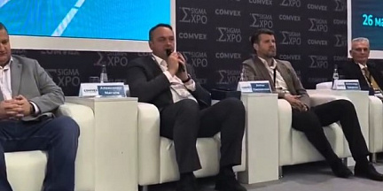Руководители «КАМАЗа» приняли участие в панельной сессии в рамках выставки коммерческого транспорта и технологий COMvex 2026
