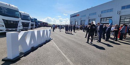 В Санкт-Петербурге открыт новый дилерский центр «КАМАЗ»